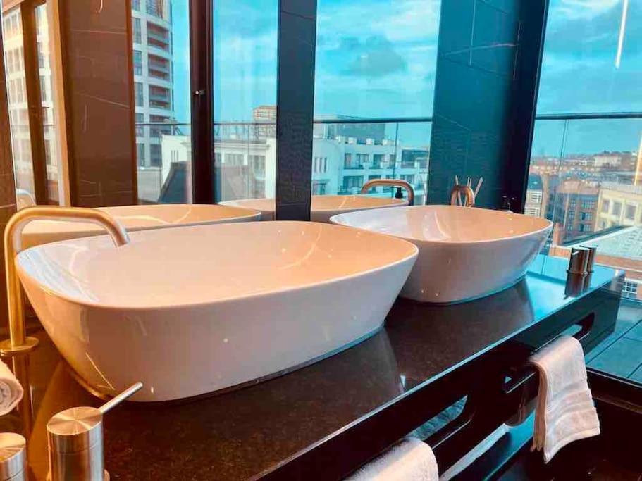 Large 3 Bed 3 Bathrooms Penthouse With Terrace And City Views In London Exterior foto