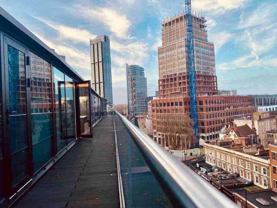 Large 3 Bed 3 Bathrooms Penthouse With Terrace And City Views In London Exterior foto
