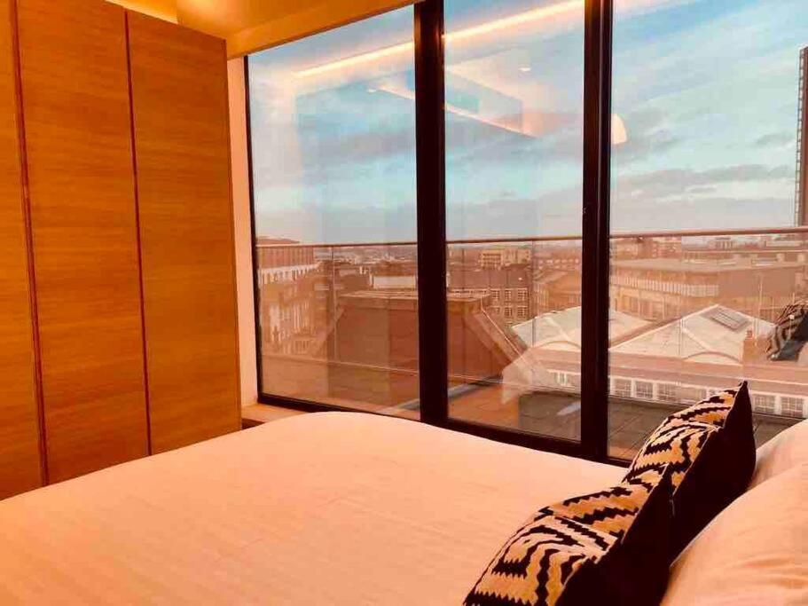 Large 3 Bed 3 Bathrooms Penthouse With Terrace And City Views In London Exterior foto